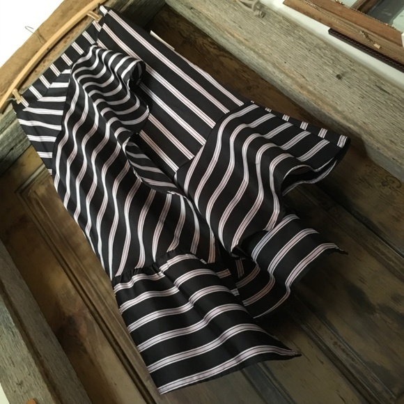 A new day Striped Skirt - Picture 3 of 13
